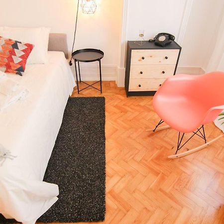 Amazing Apartment Fully Renovated In Center Lisbon Luaran gambar