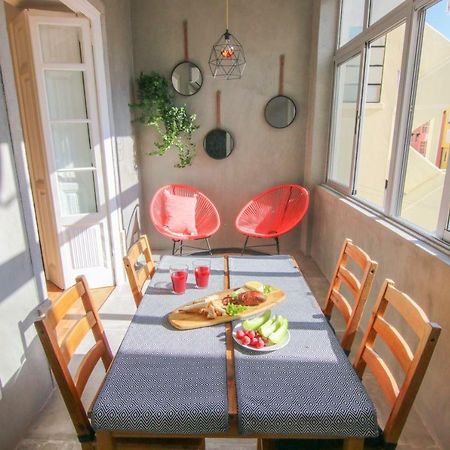 Amazing Apartment Fully Renovated In Center Lisbon Luaran gambar