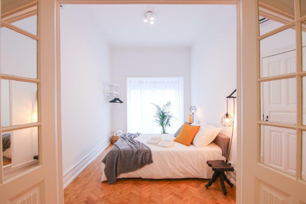 Amazing Apartment Fully Renovated In Center Lisbon Luaran gambar