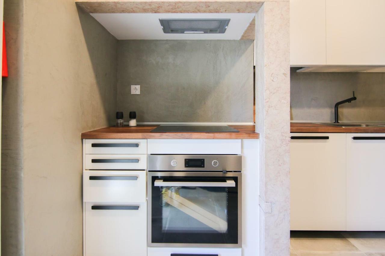 Amazing Apartment Fully Renovated In Center Lisbon Luaran gambar