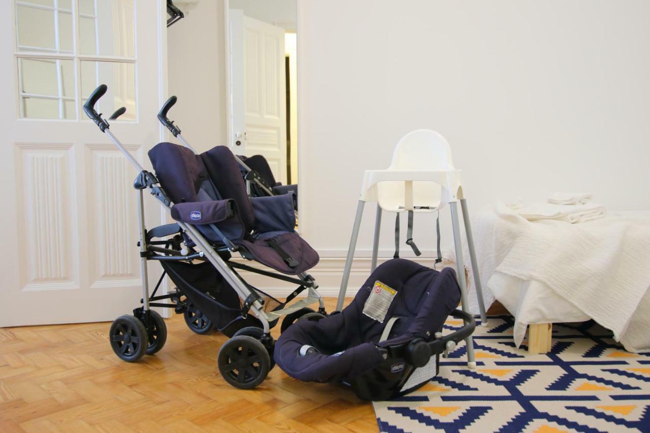 Amazing Apartment Fully Renovated In Center Lisbon Luaran gambar